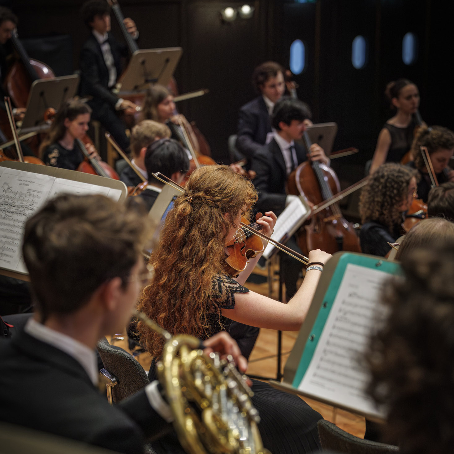 junge Orchester-Musiker:innen