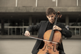 Cellist Samuel Niederhauser