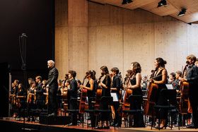Gstaad Youth Orchestra stehend