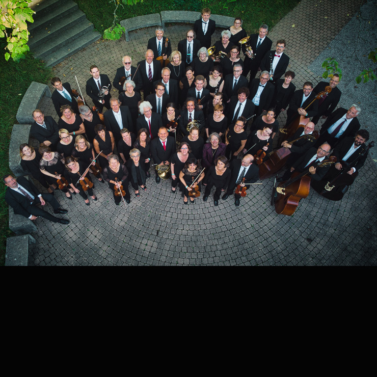 Von oben fotografiert das Thuner Stadtorchester