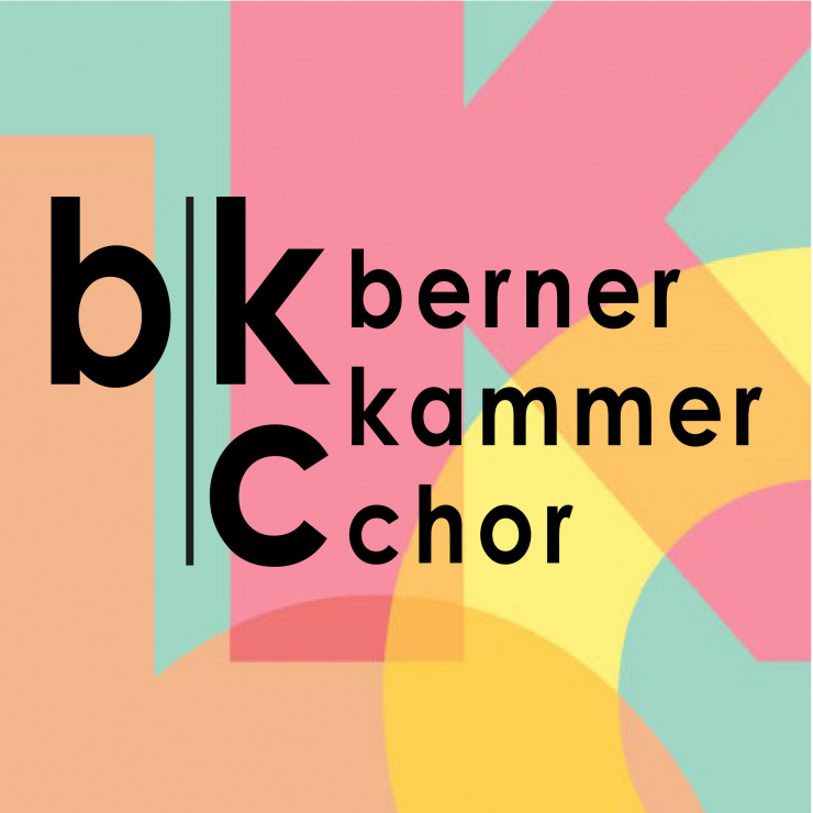 Vor buntem Hintergrund der Schriftzug Berner Kammerchor